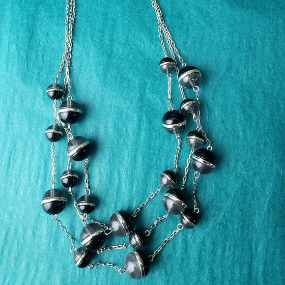 2/20$ Coldwater creek necklace 2 tone beads 3 strands - Picture 1 of 6